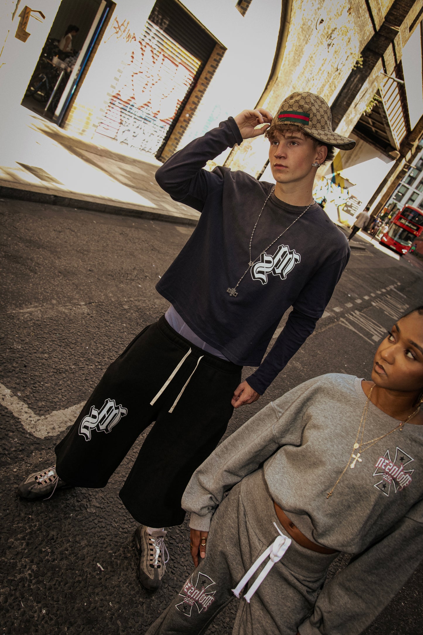 ACIDWASH LONGSLEEVE SLIVER BLUE
